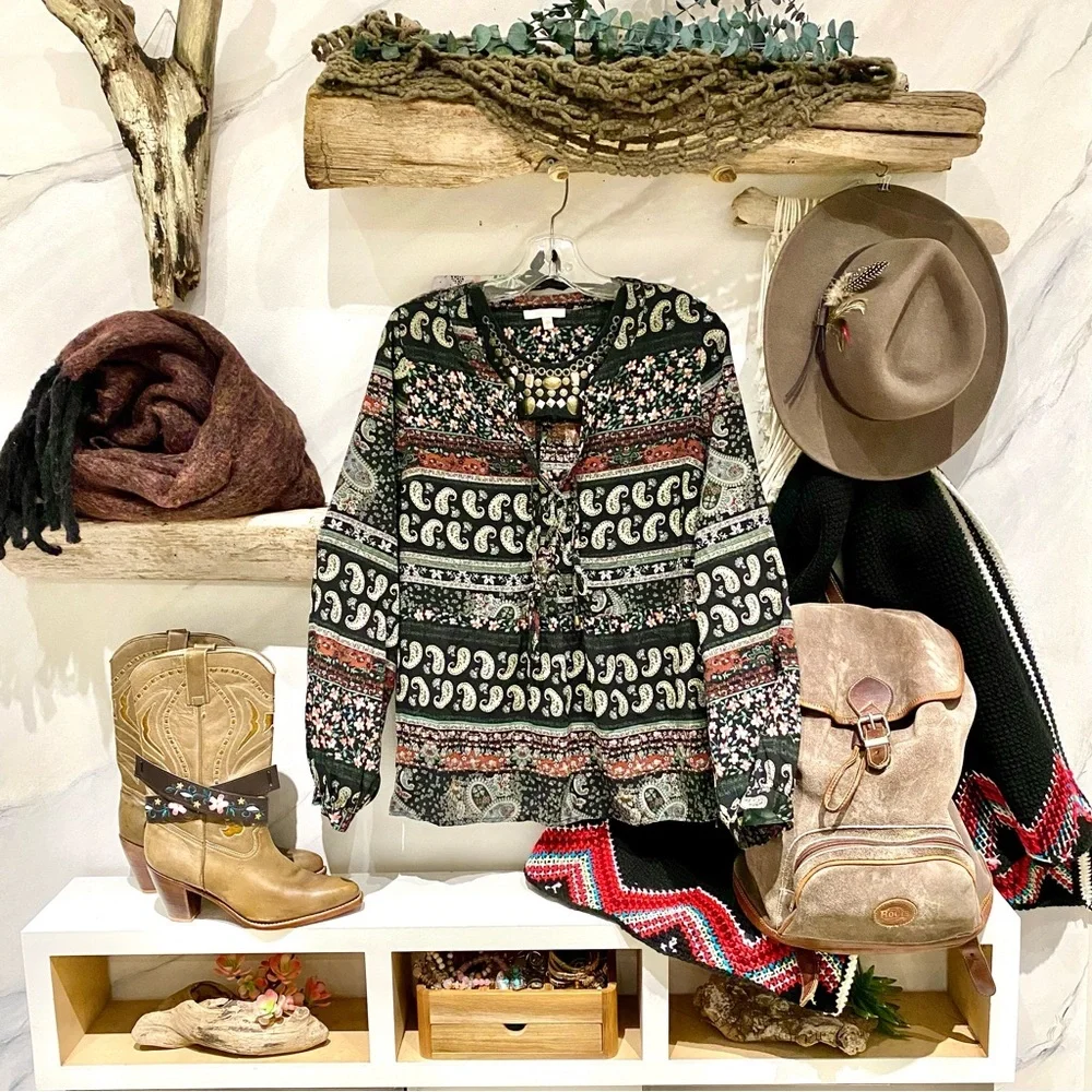 Anthropologie Skies Are Blue Boho paisley blouse w western/Gypsy/prairie vibe - Picture 2 of 10